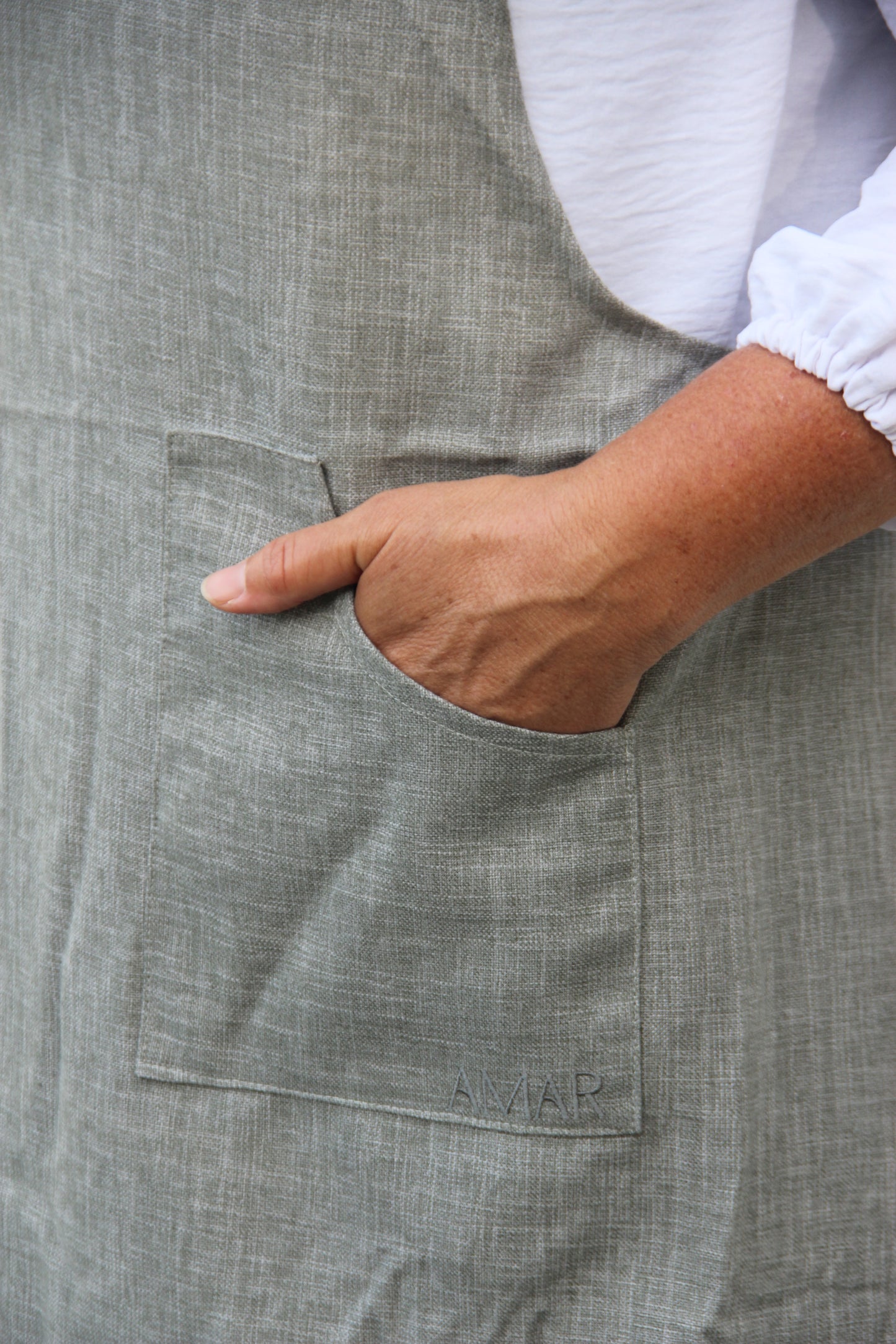 APRON