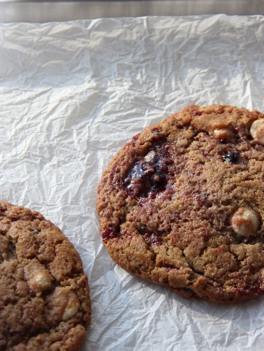BERRY JAM AND WHITE CHOCOLATE CHIP COOKIE